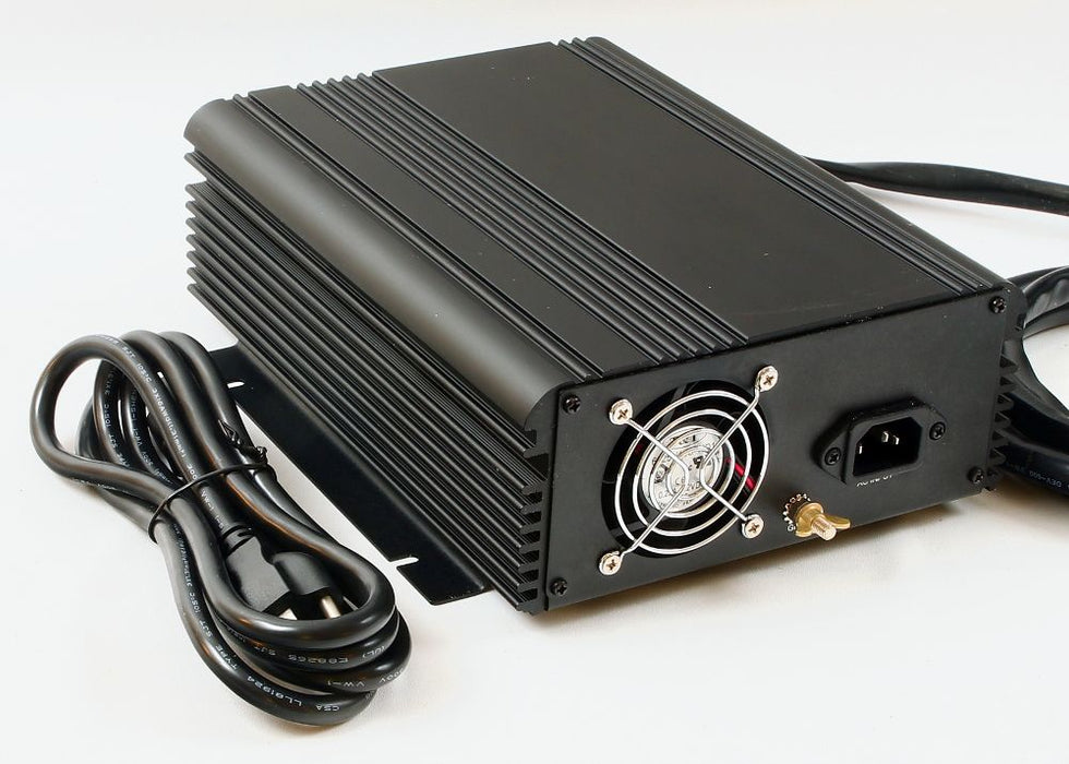 Minuteman 957722, Charger, 24-volt / 12amp with SB50 red DC plug