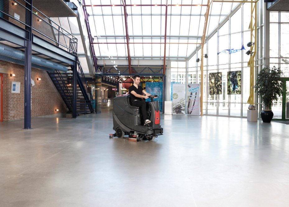 Viper AS850R | Floor Scrubber | 32" | 31 Gallon | Battery | Ride On | Disk | 3 Year Warranty