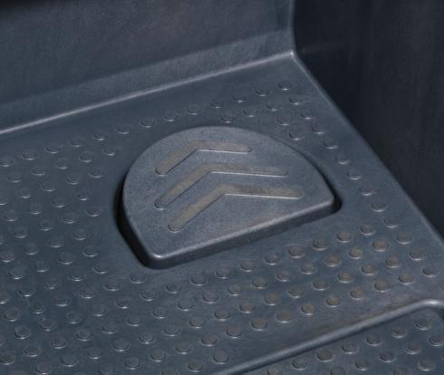 Advance SC1500, Floor Scrubber, 20", 12 Gallon, Stand On, Battery, Rev, 3 Year Warranty