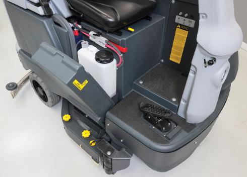 Advance SC6500, Rider Floor Scrubber, 40" Cylindrical, 70 Gallon, Battery, 3 Year Warranty