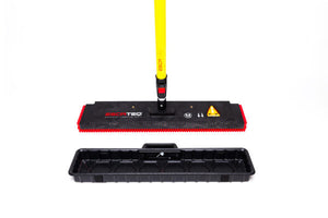 Escalator Tread Cleaner, 24" Head, Saturation Trough, Telescoping Handle, Pads Sold Separately, Escateq