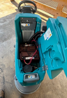 Refurbished Tennant T300, 20" Walk Behind Disk Floor Scrubber, Battery, Self Propel, 3/1/1 Warranty, Quick Ship image 9