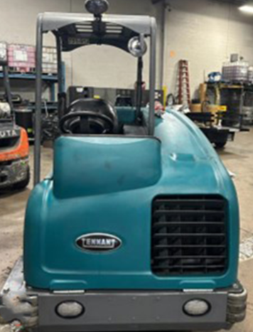 Used Tennant T20, Floor Sweeper Scrubber, 40", 80 Gallon, Propane, Ride On, Cylindrical, Overhead Guard
