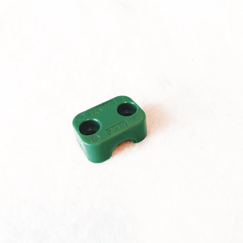 W12293 | Onyx Clip, Green Plastic Pipe