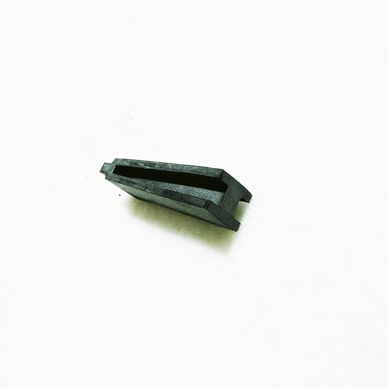 W13028 | Onyx Engine Oil Return Block