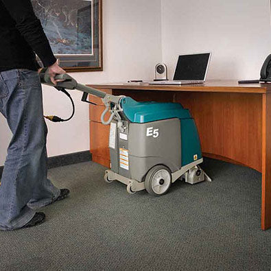 Tennant E5 | Carpet Extractor | 5 Gallon | 15" | Pull Back | 3 Year Warranty | 9004194