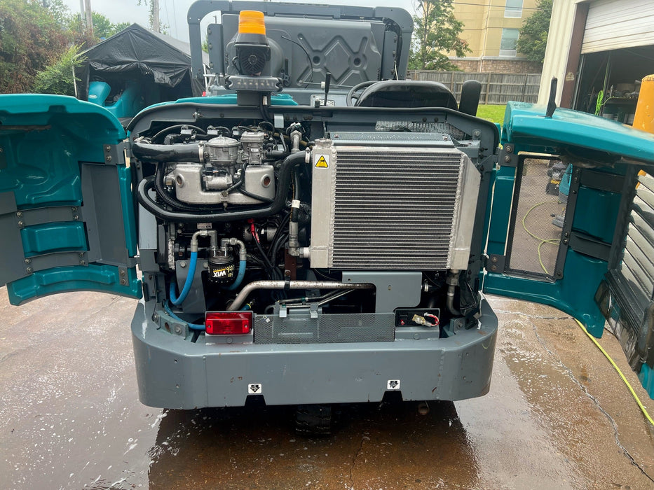 Refurbished Tennant S30, Rider Floor Sweeper, 62.5", 105 Gallon, Propane, 6/1/1 Warranty