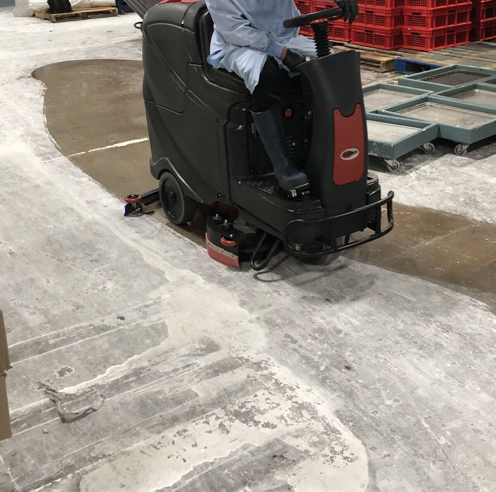 Viper AS710R, Floor Scrubber, 28", 26 Gallon, Battery, Disk, Ride On