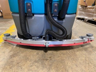 Refurbished Tennant T7, Floor Scrubber, 32",29 Gallon, Disk, Battery, Ride On